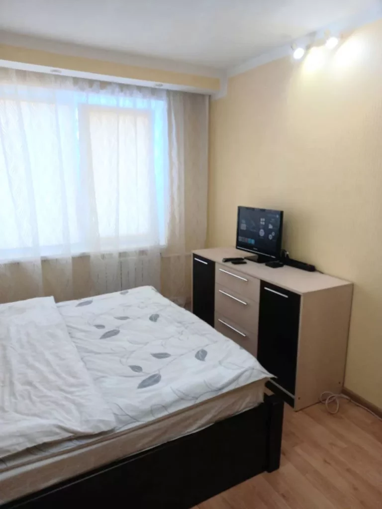 1-кімнатна квартира подобово у Києві, Солом'янський район, вул. Патріарха Мстислава Скрипника, 7 — 1001523099, 1