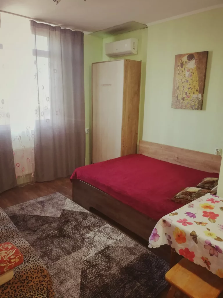 1-кімнатна квартира подобово у Києві, Святошинський район, вул. Сім'ї Стешенко, 9А — 1001215373, 1
