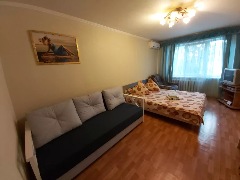 1-кімнатна квартира подобово у Києві, Солом'янський район, вул. Митрополита Василя Липківського, 30 — 1682719716, 1