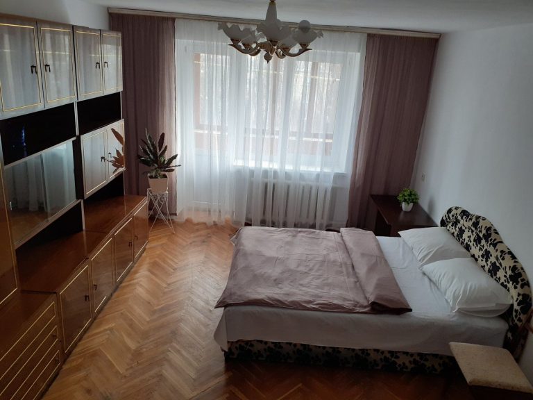 Квартира подобово, Київ,Солом'янський р-н,м.Вокзальна, ЖД вул. Стадіон, 13