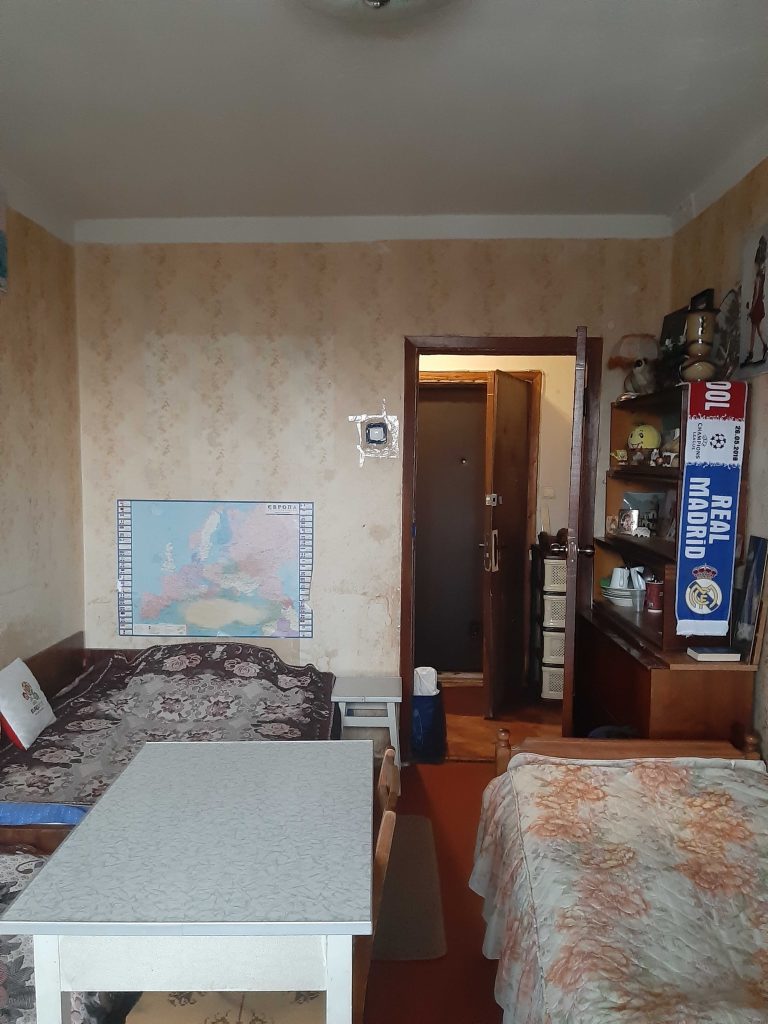 Кімната від господаря Протасів Яр, Амосова, 13