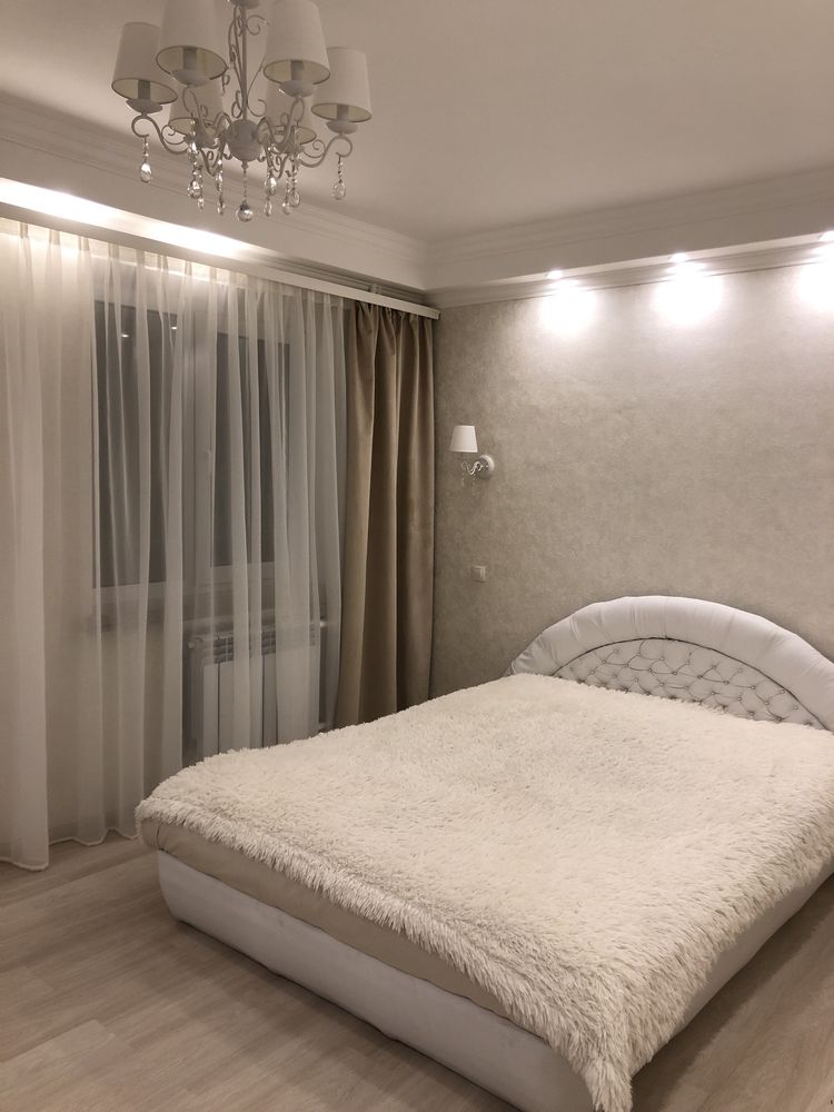 Квартира подобово метро Лісова, 10