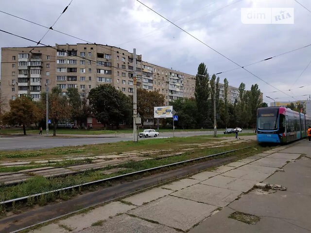 фото - здам в оренду кімнату на вул. симиренка 14/9 довгостроково