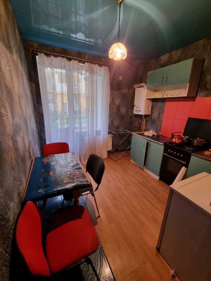 фото - 1-кімнатна квартира подобово 40 м², Перемоги просп., 123