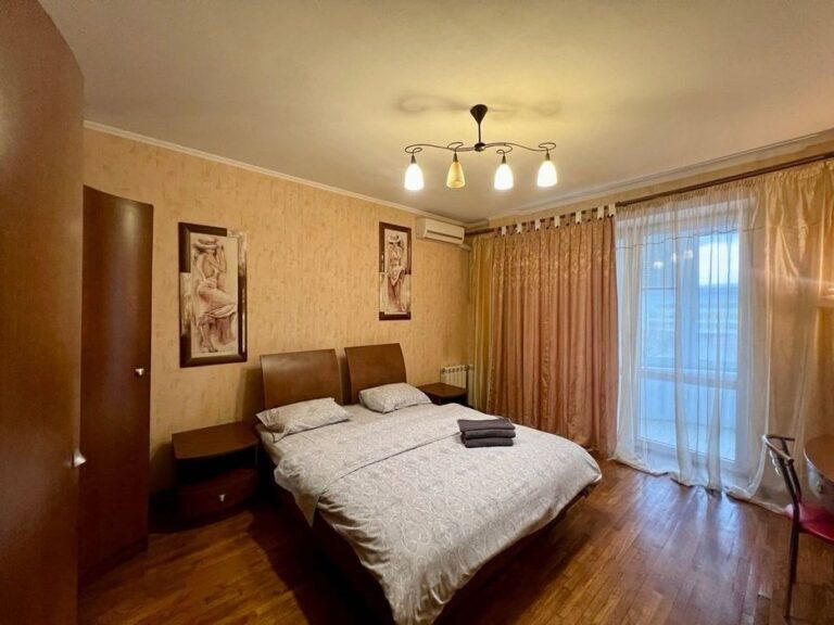 1К метро Lindoberer Komod квартира Podobovo pogodinno mikilsko-slob, 12